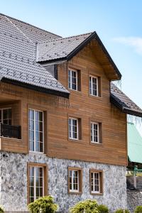 Motherland Chalets