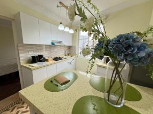 Newly-renovated flat