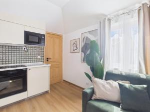 New 2BR, 2 En-Suites w AC – Príncipe Real | By Airnest