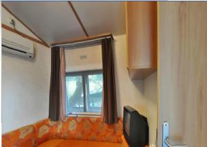 Mobile Home room in Camping Borghetti