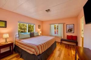 Amazing Views for Family Red Rock Trail House