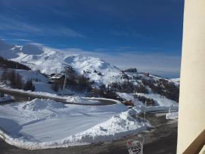Le Charmant - Coeur Plagne Soleil 2-bedroom, 4 people Wifi