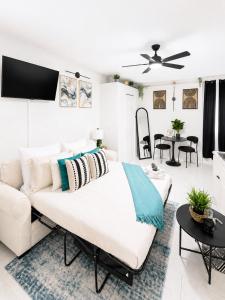 The Arlington Hideaway