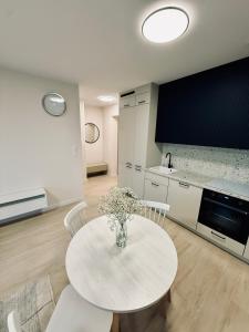 AK APARTMENTS - Novum