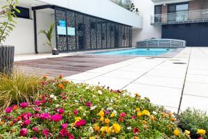 Sunset Resort 409 With Pool - Happy Rentals