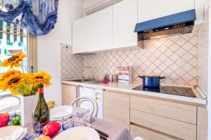 Imperiale Residence Bilocale with Terrace and AC - Happy Rentals