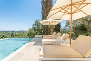 Lithos Courtyard Corfu Private infinity pool - sweeping views