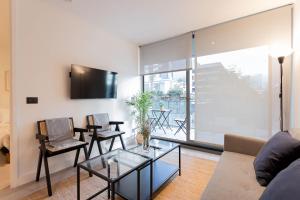 Chic 1BR Flat Presidente Riesco Premier Living