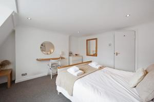 Wonderfund stay in Farringdon! 3 Beds, 6 Sleeps