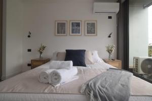 Modern 2BR Apartment in Prime Las Condes with Pool