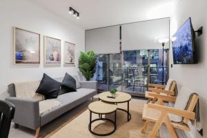 Luxury Aparment for 3 guest Pool and Gym Access