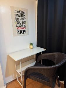 Gelos Place