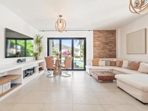 Exclusive Villa • Pool Panoramic Views Pass the Keys