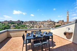Modern Central Penthouse with Private Panoramic Terrace