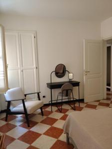 CARUGIO 167 parcheggio privato CENTRO STORICO A CHIAVARI