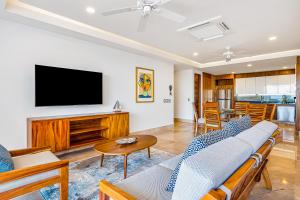 Blue Horizon 103 | 2BR2BA Puerto Vallarta Ocean View, Pool & Gym