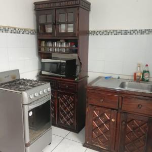 Casa completa ideal para empresas o familias grandes, zona Residencial Privada seguridad las 24hrs