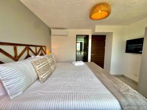 Oasis in the heart of the city 2 Bedroom Apartment