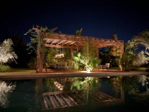 Villa Chic Privée Sans Vis-a-vis Immense Jardin et Grande Piscine