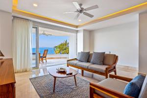 Blue Horizon 201 | 2BR2BA Puerto Vallarta | Ocean View & Pool