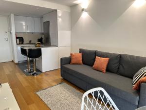 Oporto Yellow Apartments