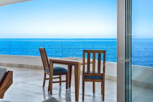 Blue Horizon 303 in Puerto Vallarta | Ocean View, Pool, Gym