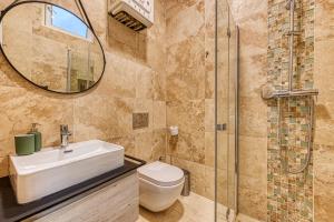 Spacious Apartment on Wenceslas Square