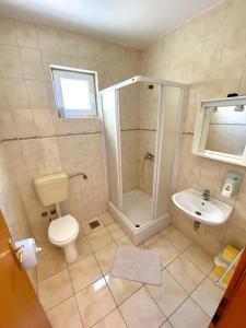 Rooms with a parking space Sveti Filip i Jakov, Biograd - 27131