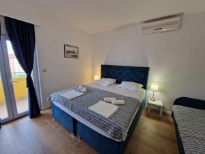 Rooms with a parking space Sveti Filip i Jakov, Biograd - 27131