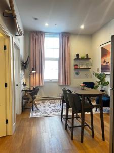 Sunrise Surf Suite - Downtown Halifax, Unit 404
