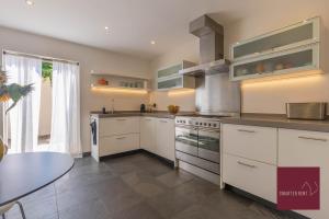 Twickenham 3 Bed House close to station