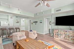 Beachfront retreat with pool hot tub gym & seasonal beach chairs & umbrella