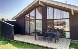 Lovely Home In Ulfborg With Wifi