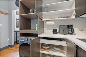 Modern & Cozy Studio in Jersey 20 Min to New York