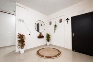 Elegant and Spacious Home Perfect for Couples & Travllers