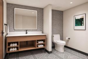 La Quinta Inn and Suites by Wyndham Central McKinney