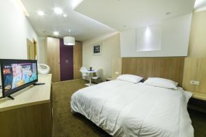 Deluxe Double or Twin Room with Balcony room in Hotel Patria