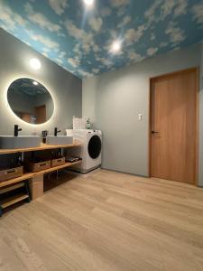 KIDS SPACE Nishikujo 3rd for Osaka for Family House