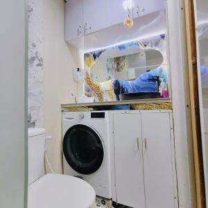 Affordable staycation Near Moa, NAIA T3,Star City, parqal