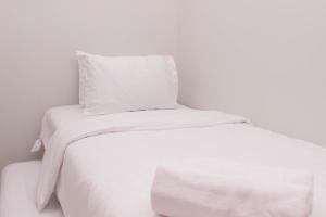 Homey and Comfort Living 2BR at Mediterania Palace Apartment By Travelio