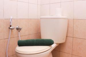 Homey and Comfort Living 2BR at Mediterania Palace Apartment By Travelio
