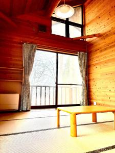 YOKOTE FOREST BASE コテージb棟