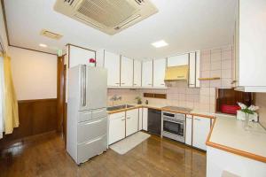 NonNon House 大阪日本橋好立地豊富設備多様間取りグループ向け簡易キッチン付き