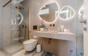 1 Bedroom Lovely Apartment In Zadar