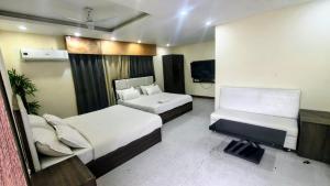 Fun & Food Resort N Water Park