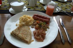Amani Safari Lodge and Restaurant