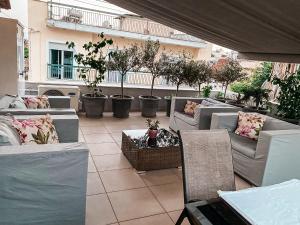 Cozy Central Patras Apartment with Large Private Terrace