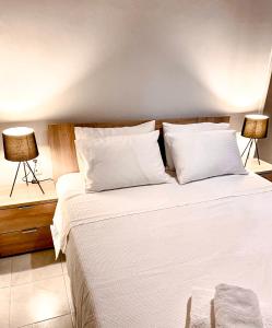 Cozy Central Patras Apartment with Large Private Terrace