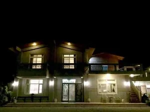 Shanhai B&B - Yanliau