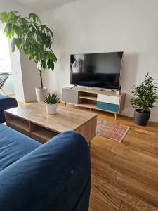 Cozy & Woody Apartment